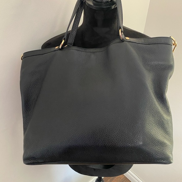 Michael Kors Bag - Picture 3 of 11